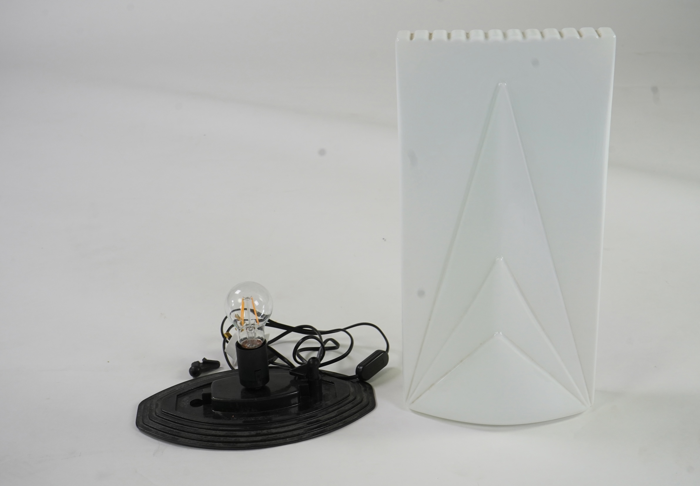 An Art Deco style 'Skyscraper' lamp